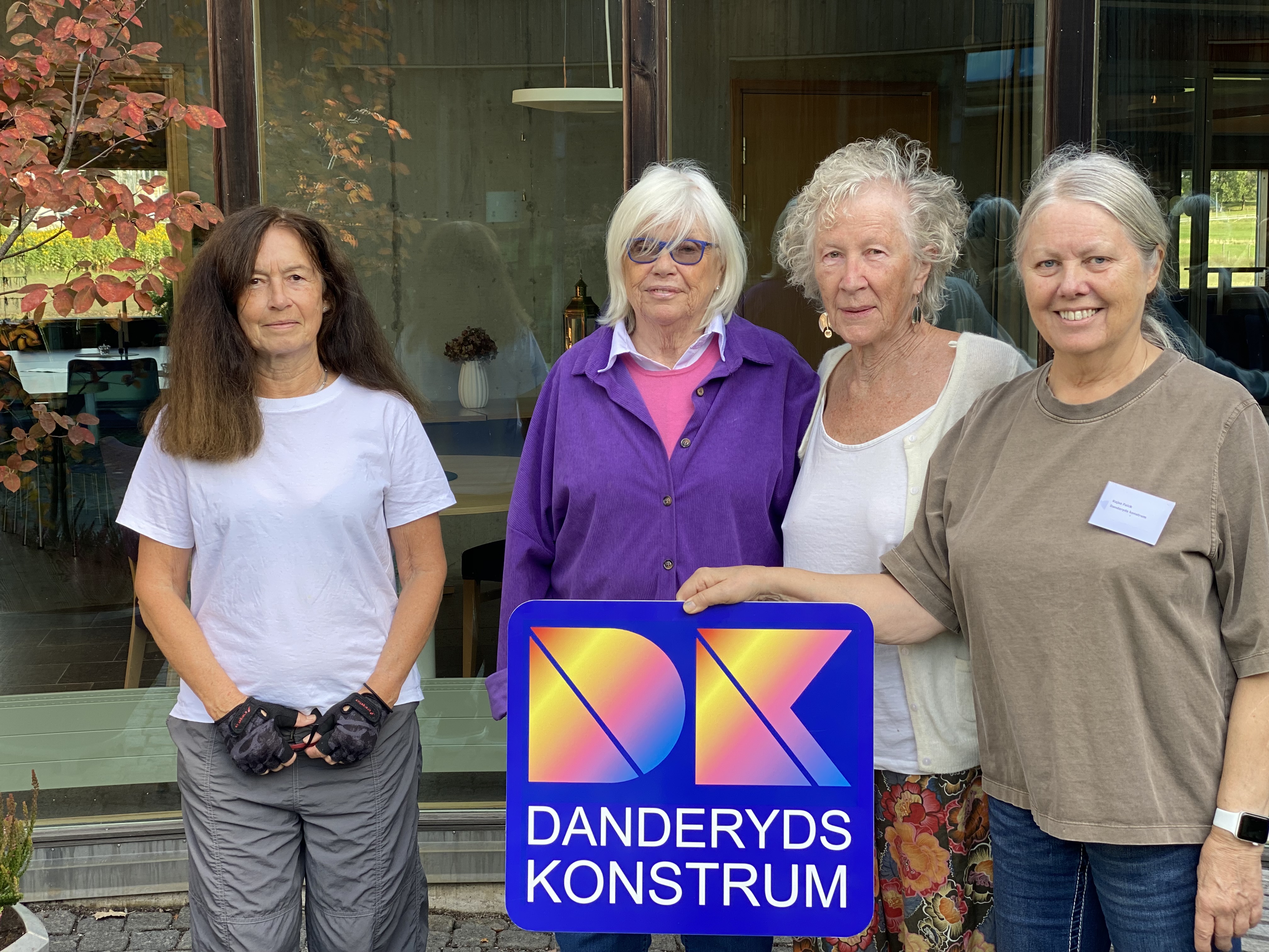 Medverkande konstnärer från Danderyd konstrum