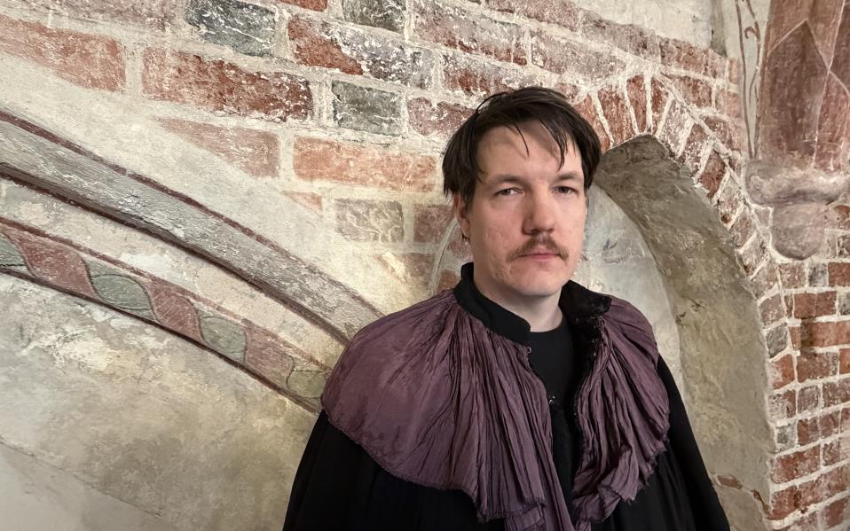 Kyrkospel mäster olof och ordet