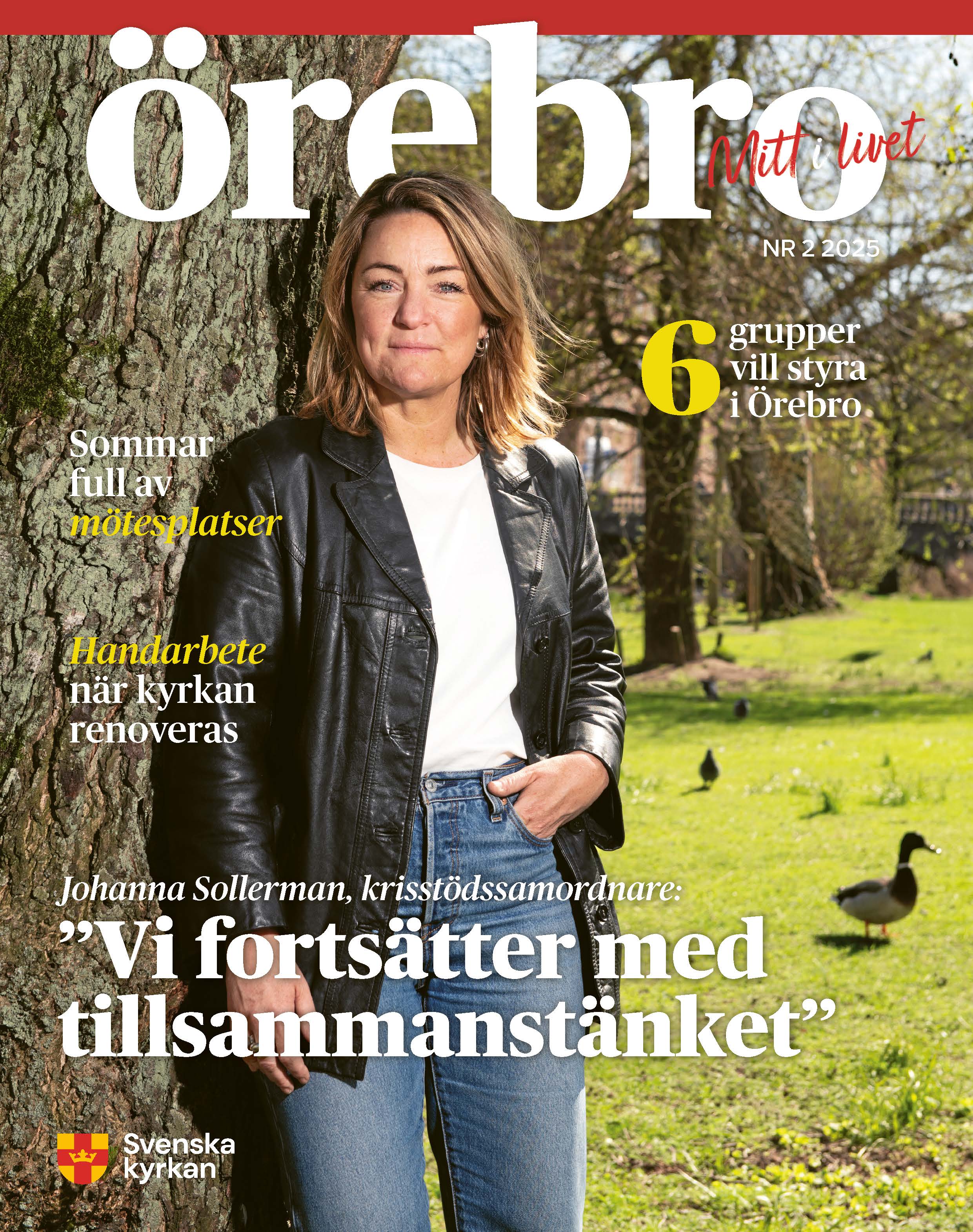 Omslaget på magasin. En kvinna står lutad mot ett träd.