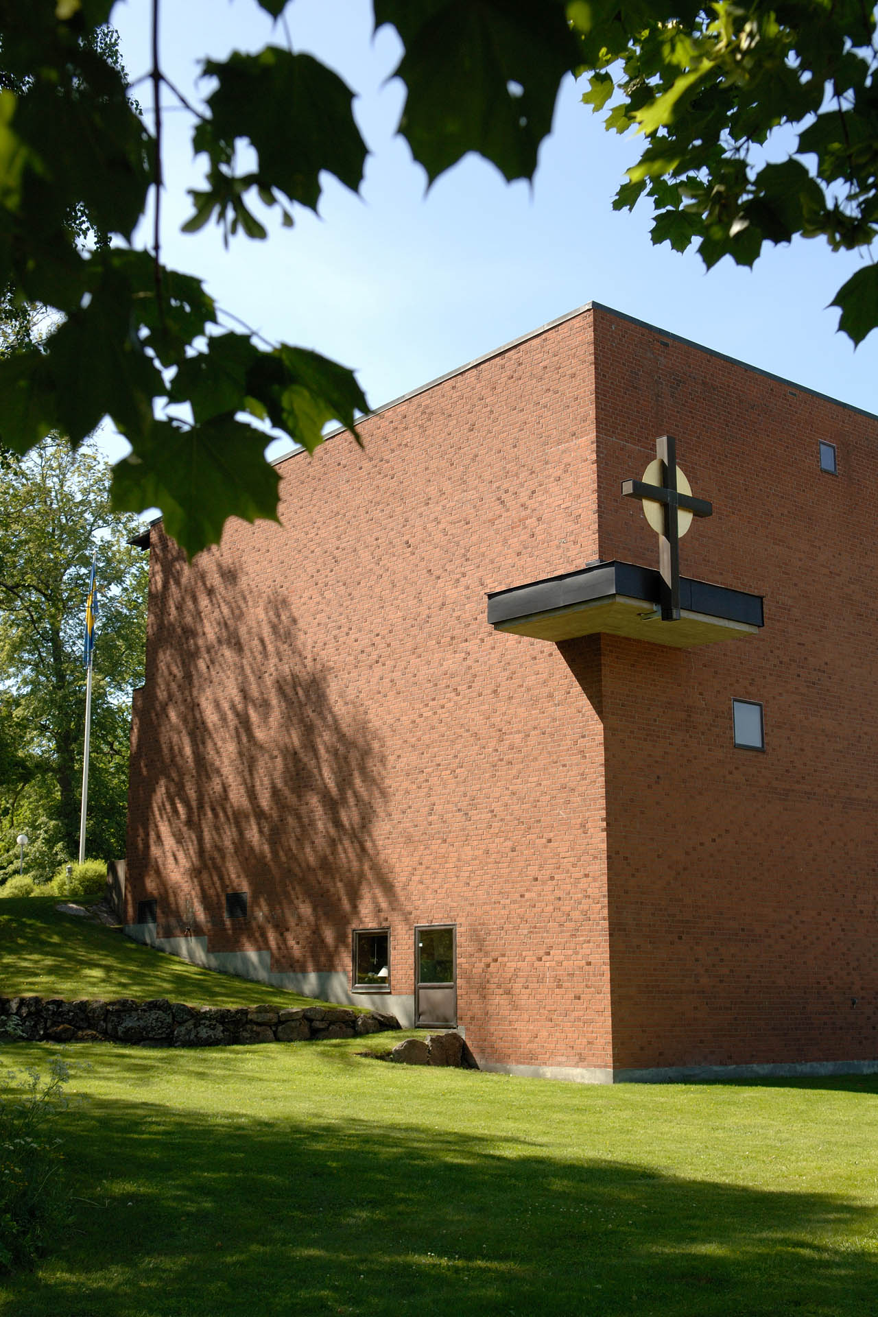 Adolfsbergs kyrka