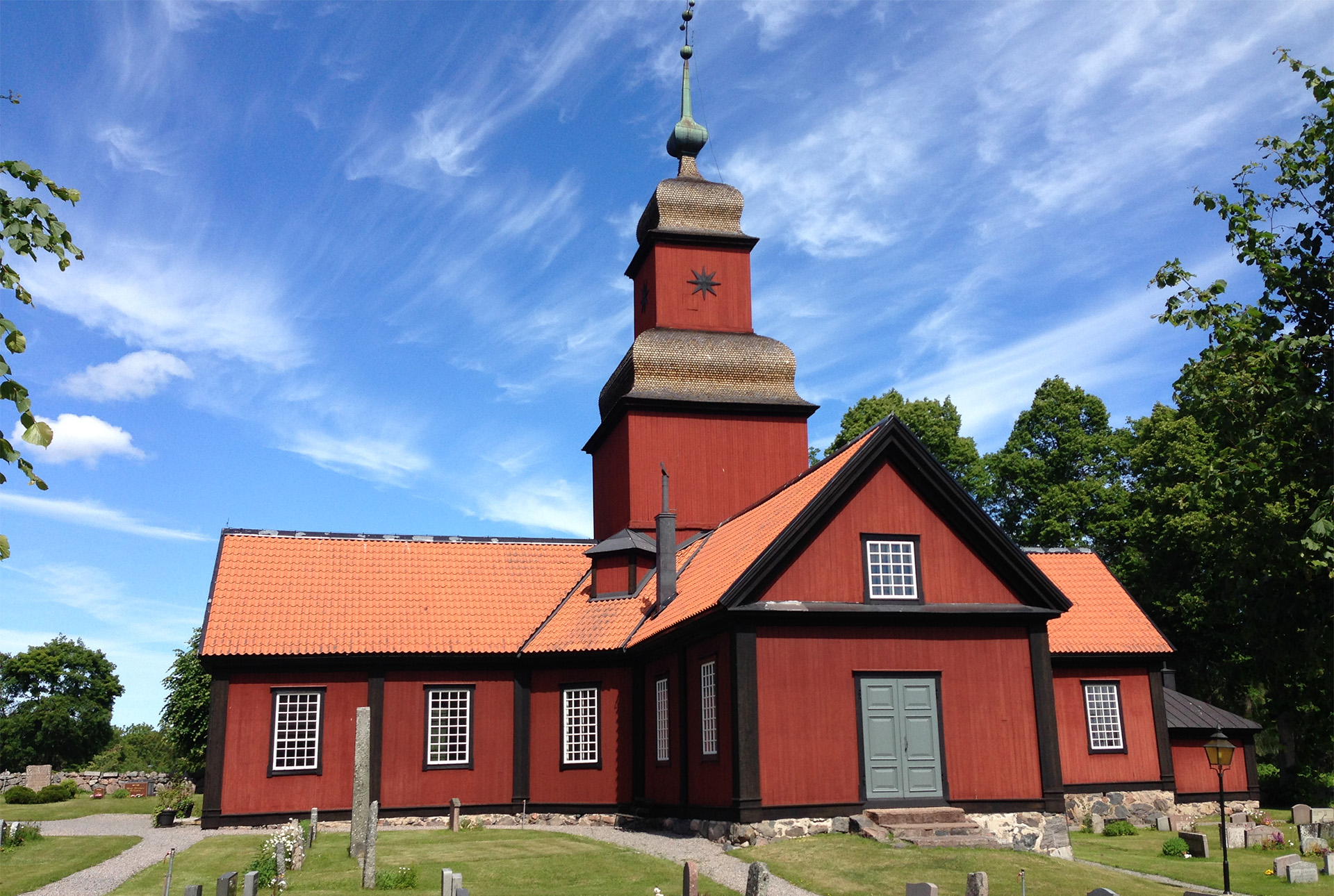 Roslags-Kulla kyrka.