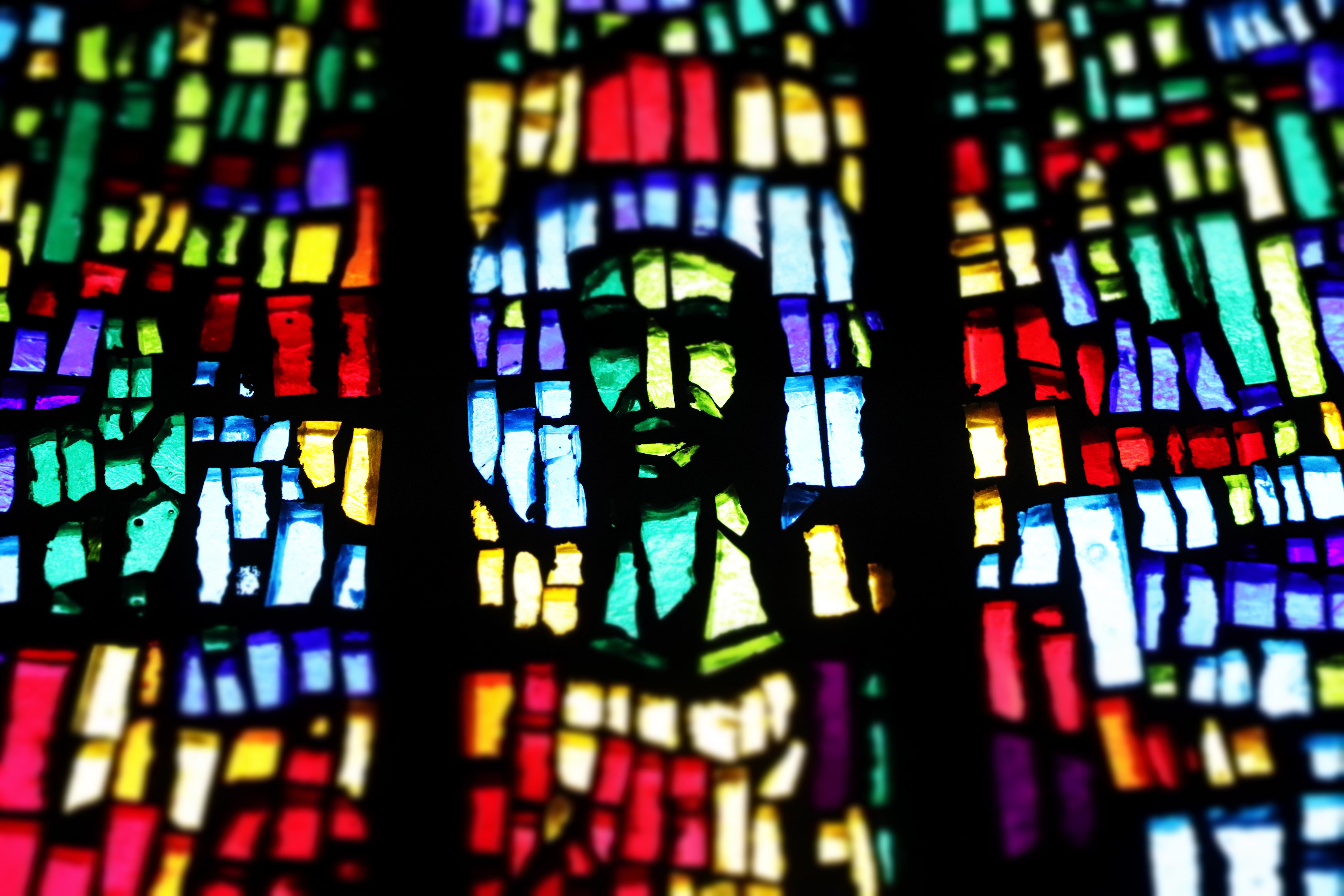 Detalj av kyrkfönster.